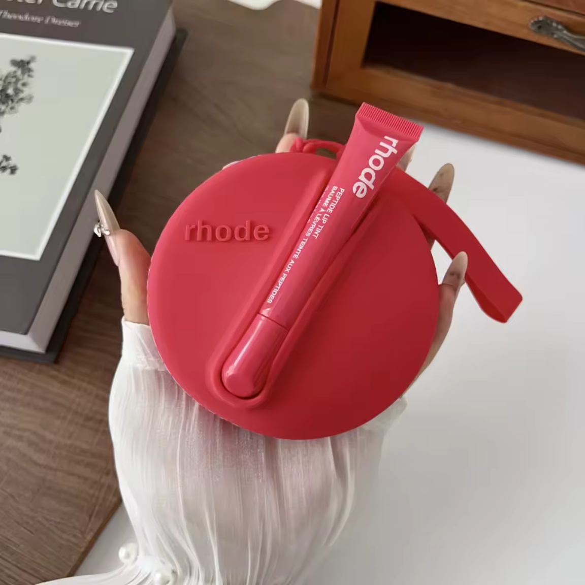 Rhode Round Gloss Pouch