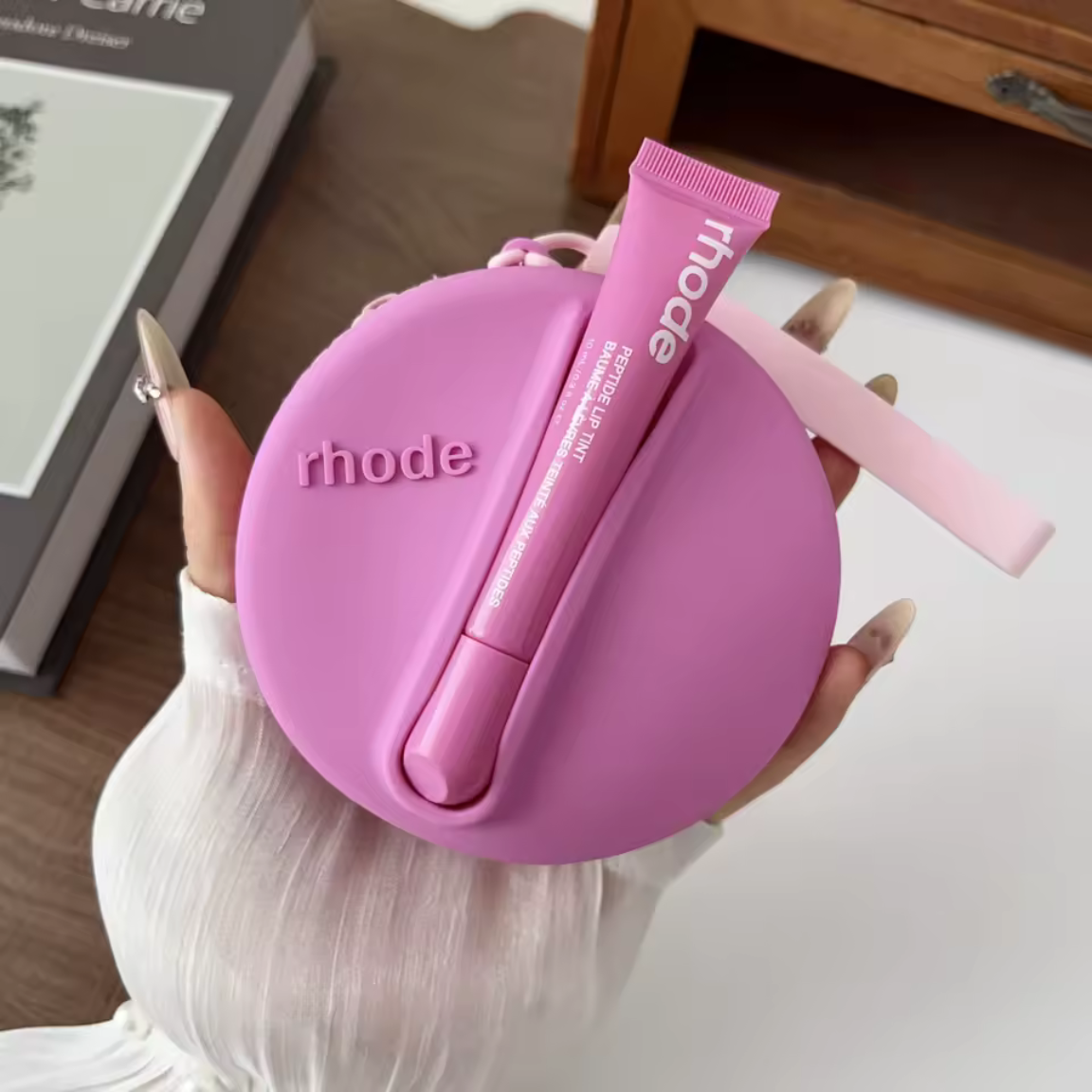 Rhode Round Gloss Pouch