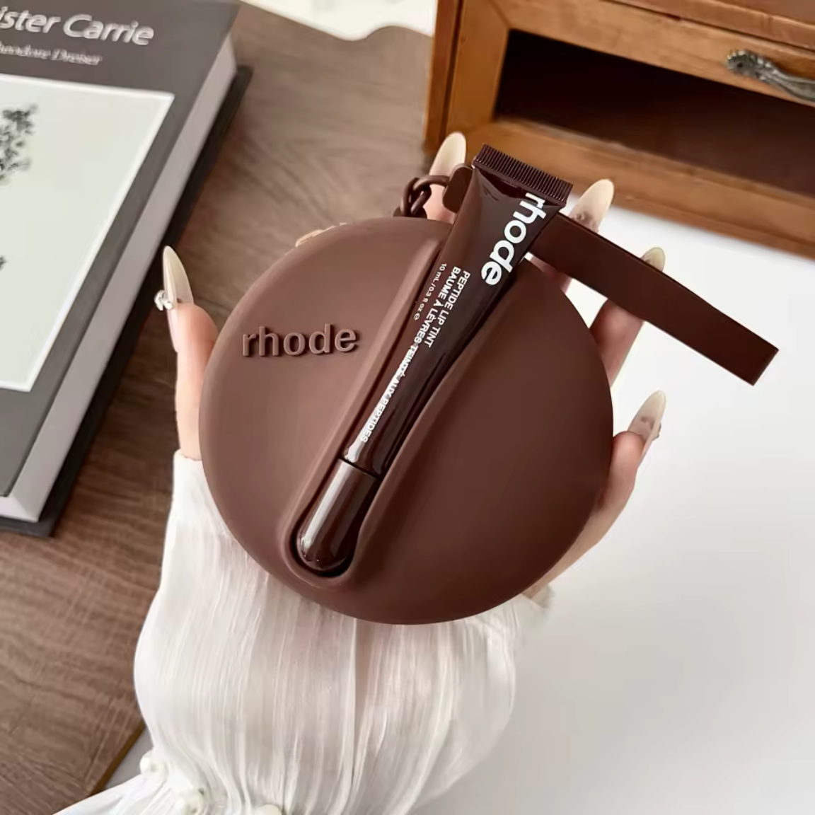 Rhode Round Gloss Pouch