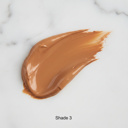 Rodial Glass Illuminating Liquid Concealer Shade 3 – medium tan texture swatch